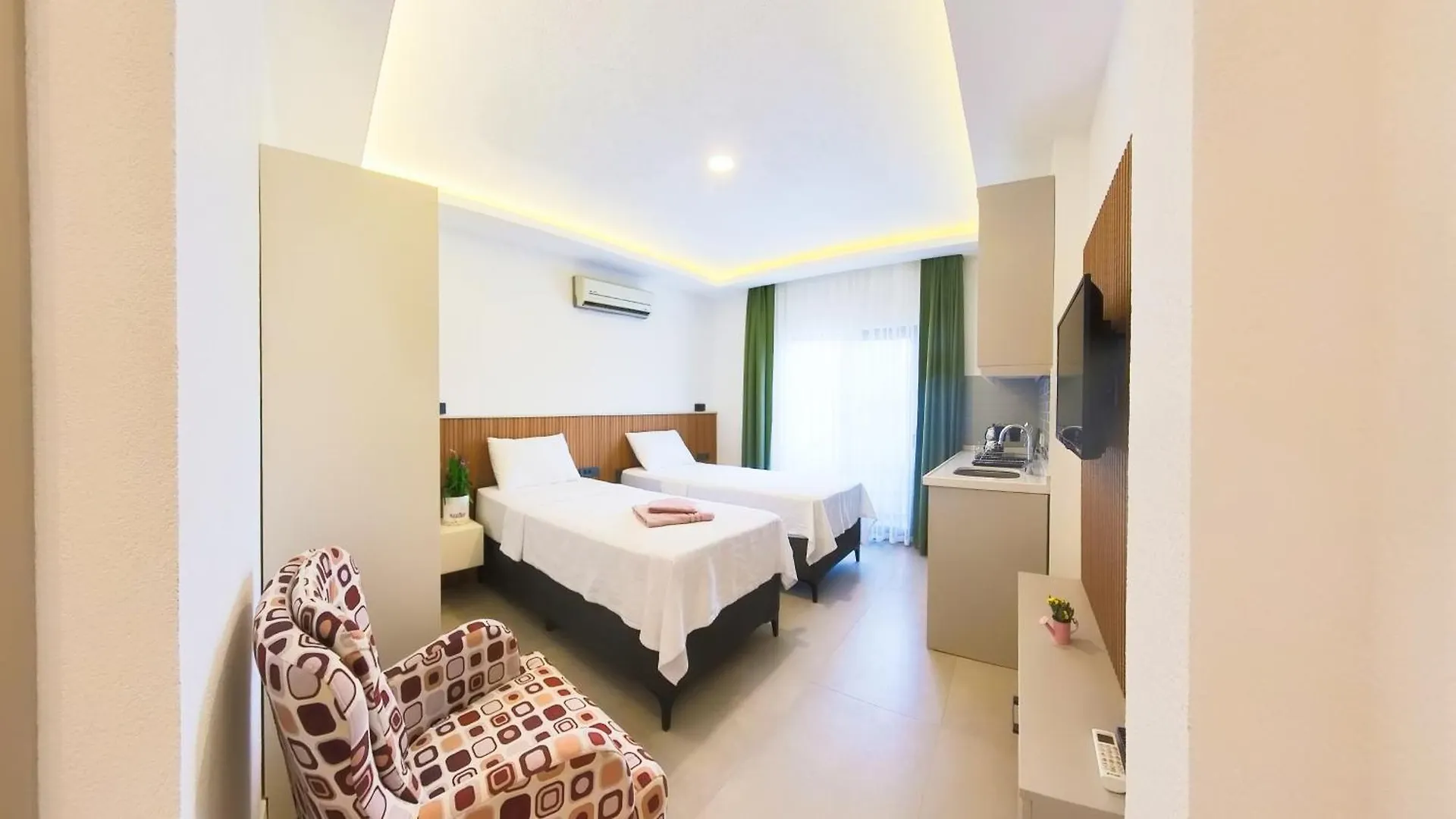 Derin Suite Hotel Bodrum 2*,